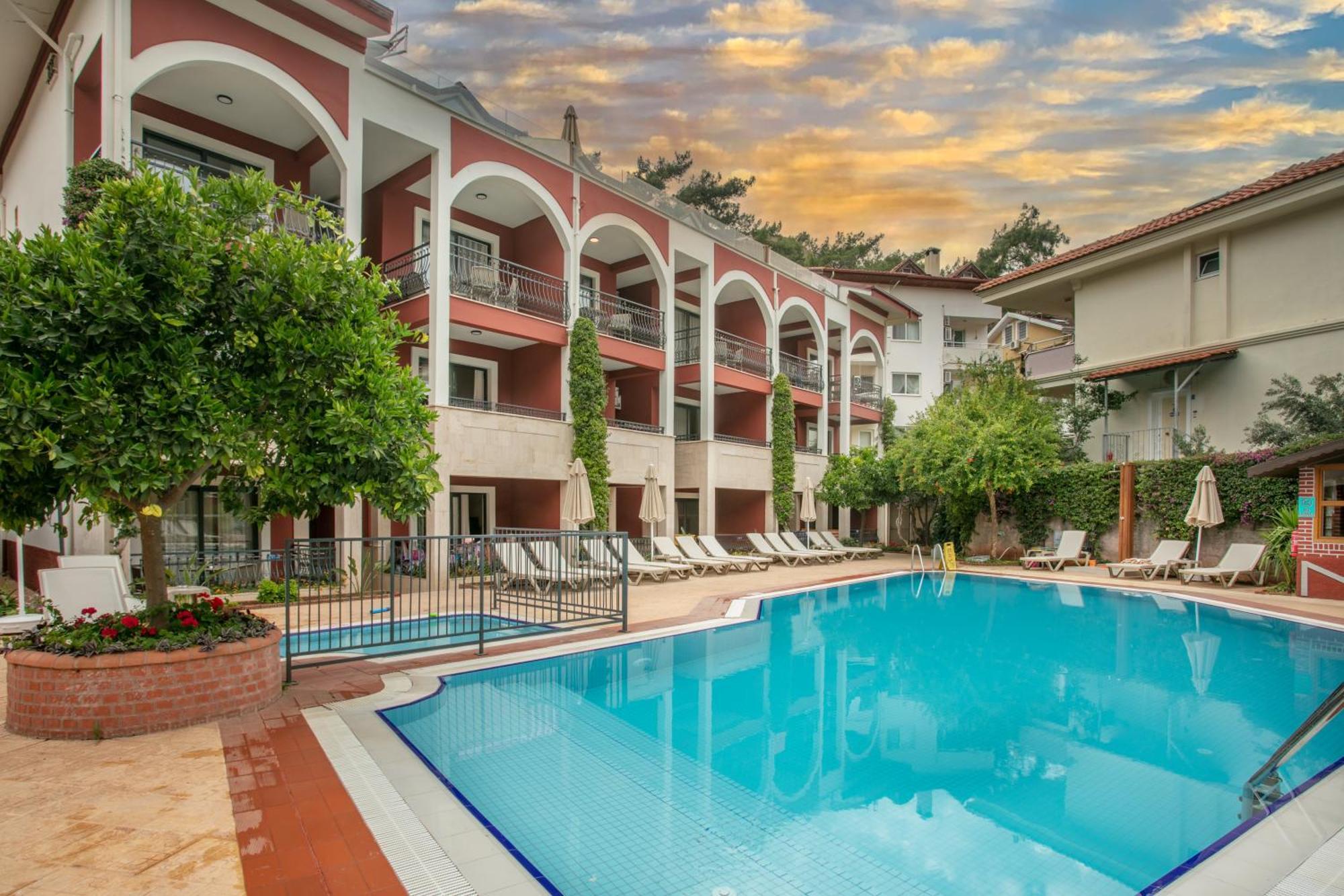 Grand Aquarium Aparthotel Marmaris Exteriör bild