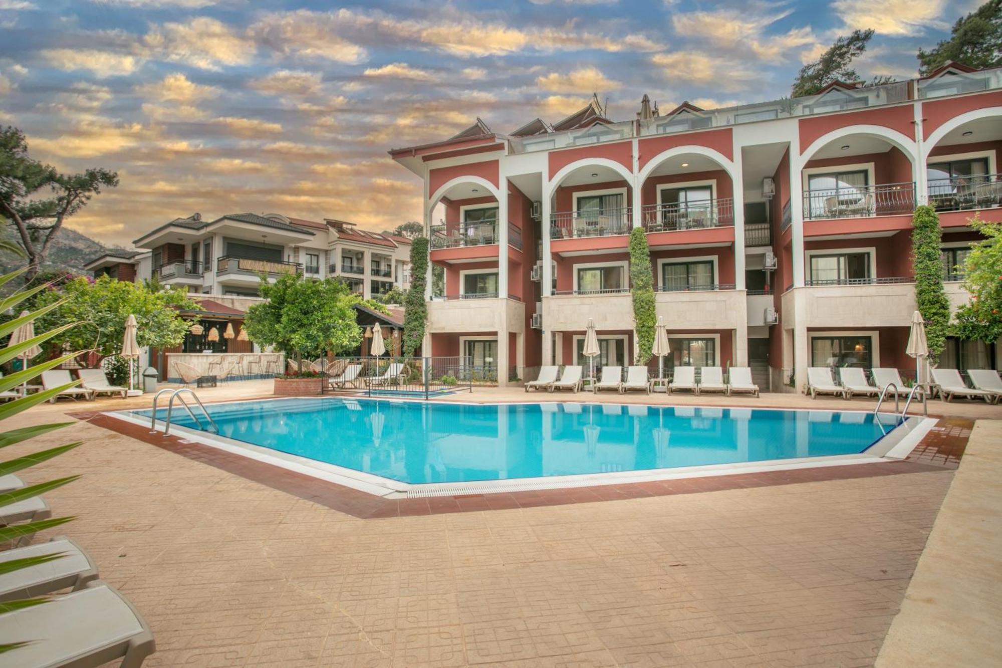 Grand Aquarium Aparthotel Marmaris Exteriör bild